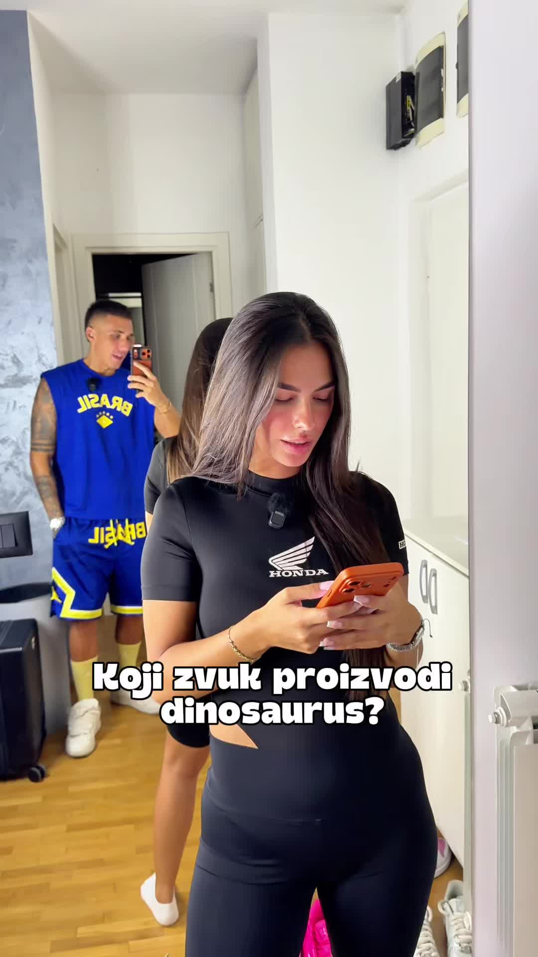 @mojkeee