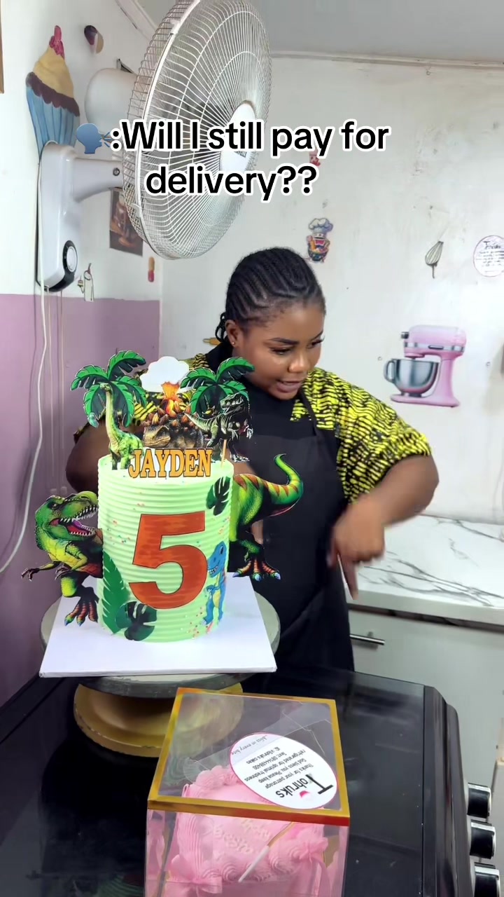 @Tohruks cakes of Ibadan