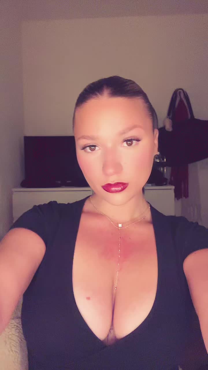 @bella⭐️