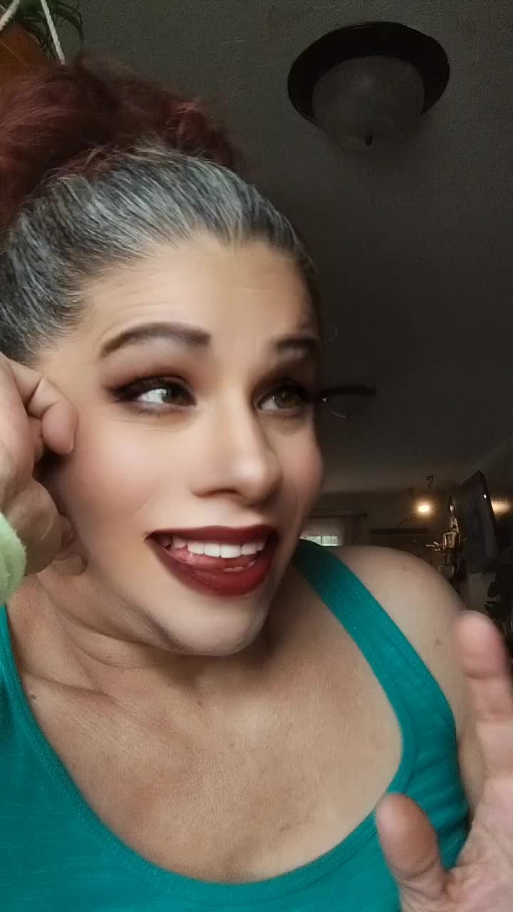 @Desiii