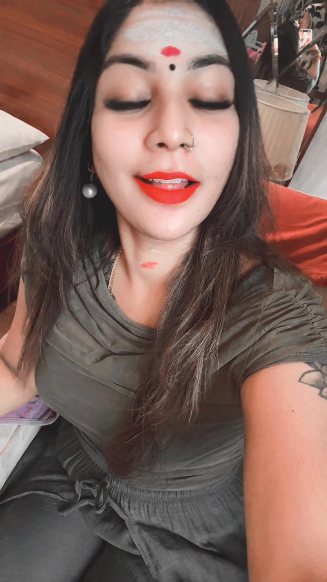 @Priya_Riya107