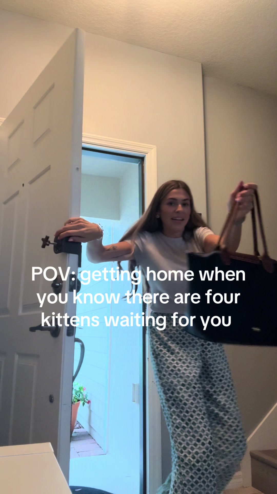 @alexandra+2cats