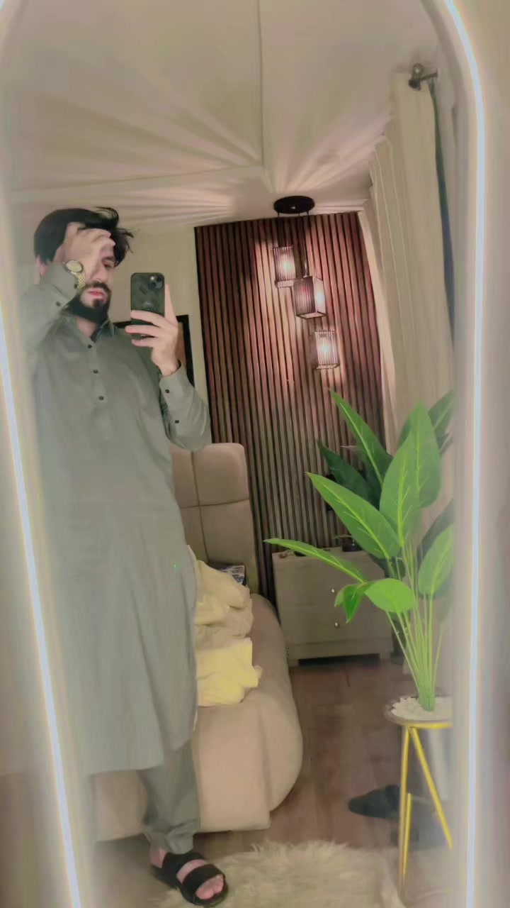 @KH&Atilde;Ń&Icirc;💞🔥