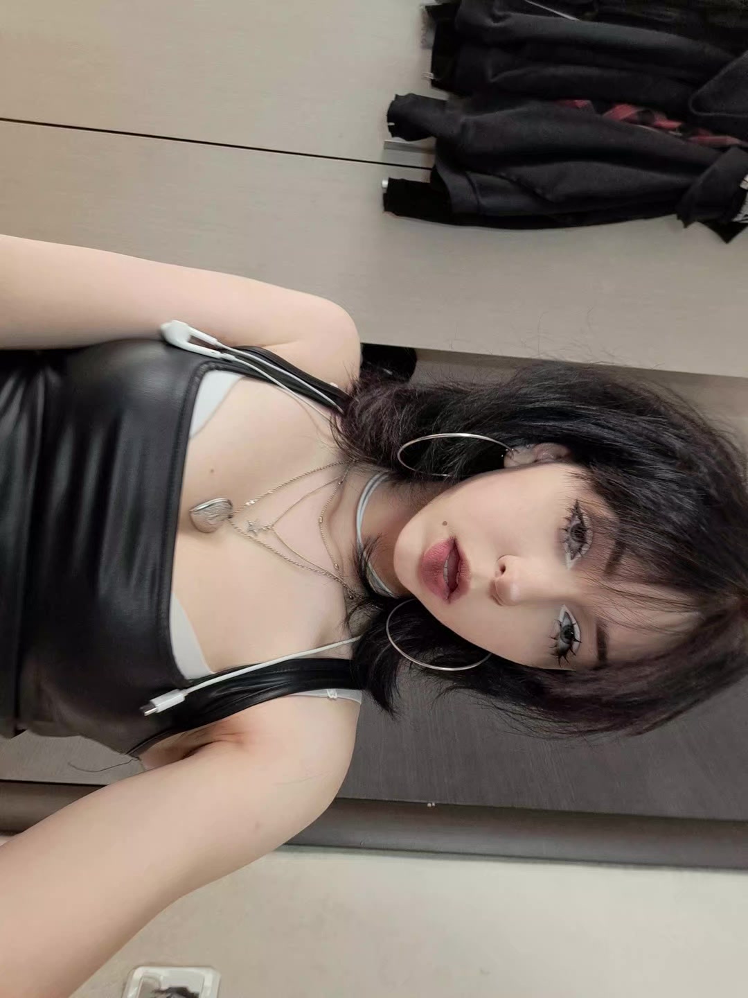 @xidhs@