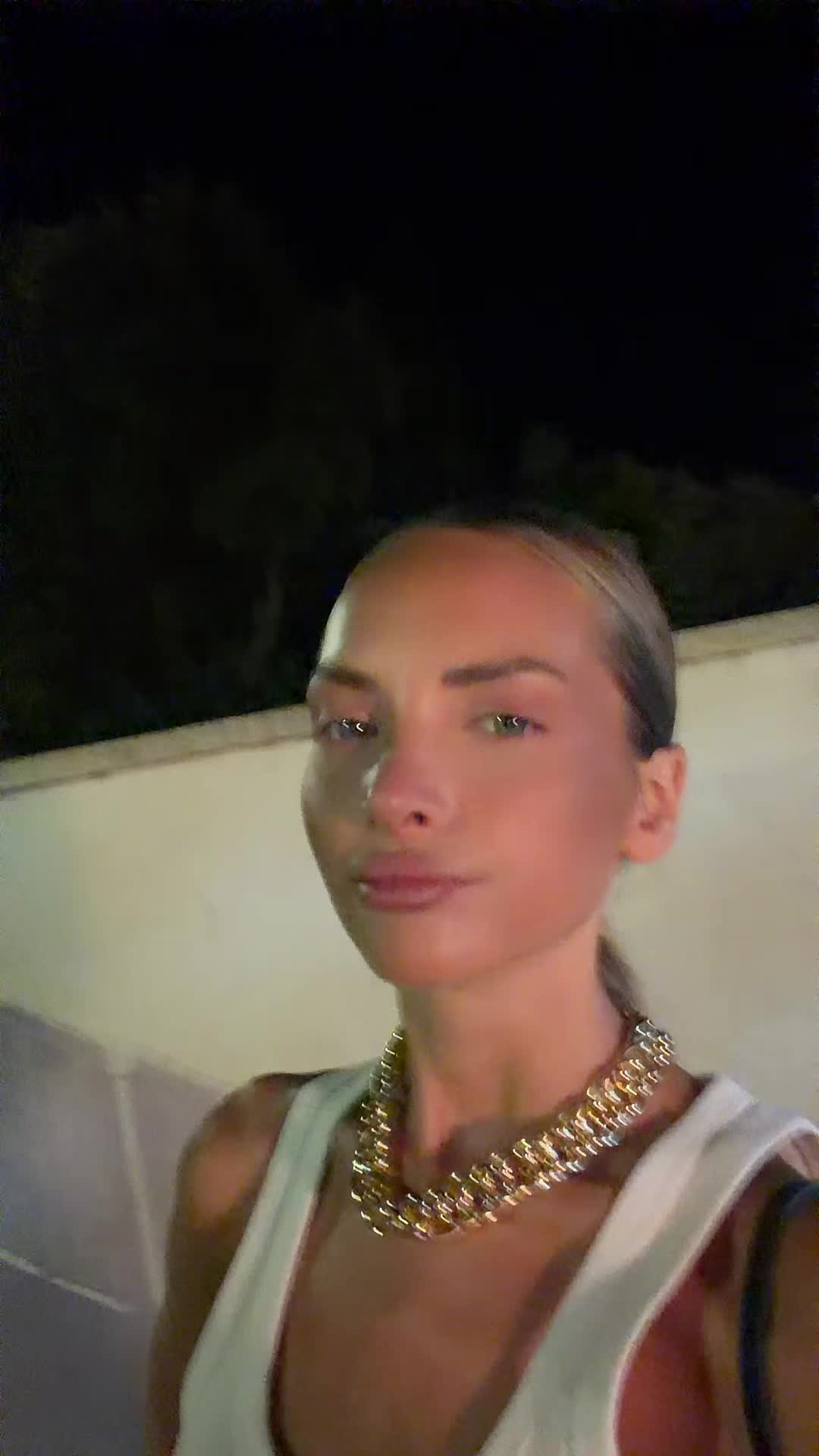 @aurorabaru
