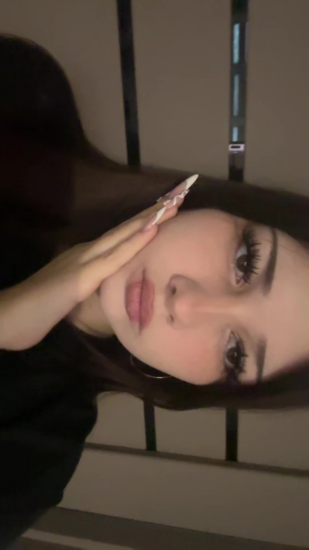 @๐๐ชฝ