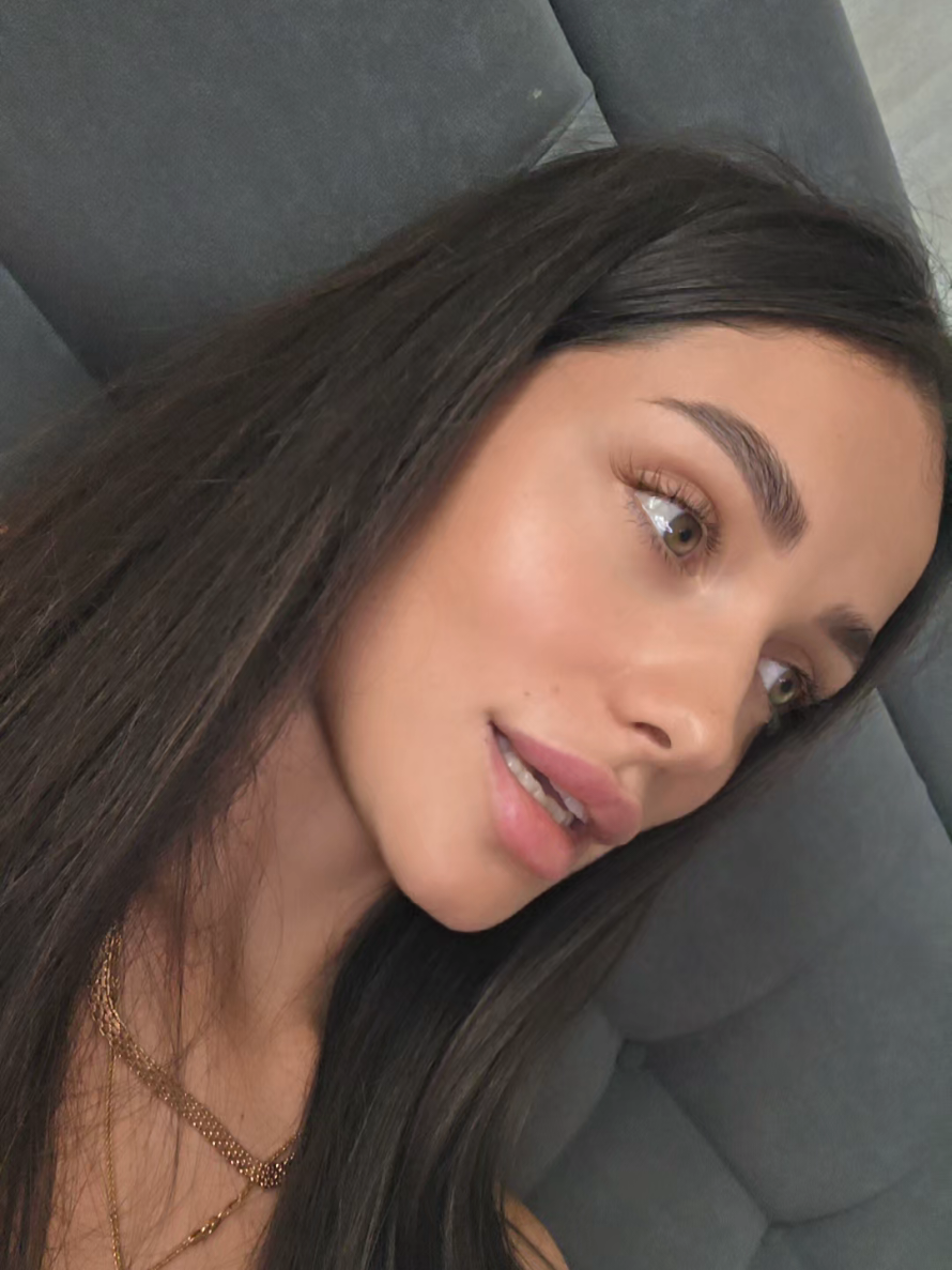 @Karina