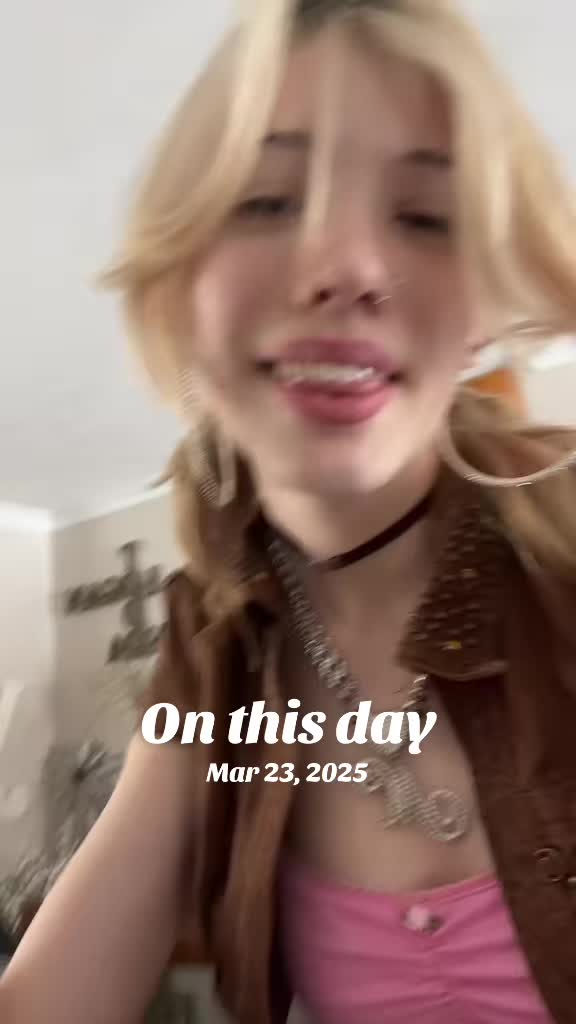 @d:mira$lynn:b