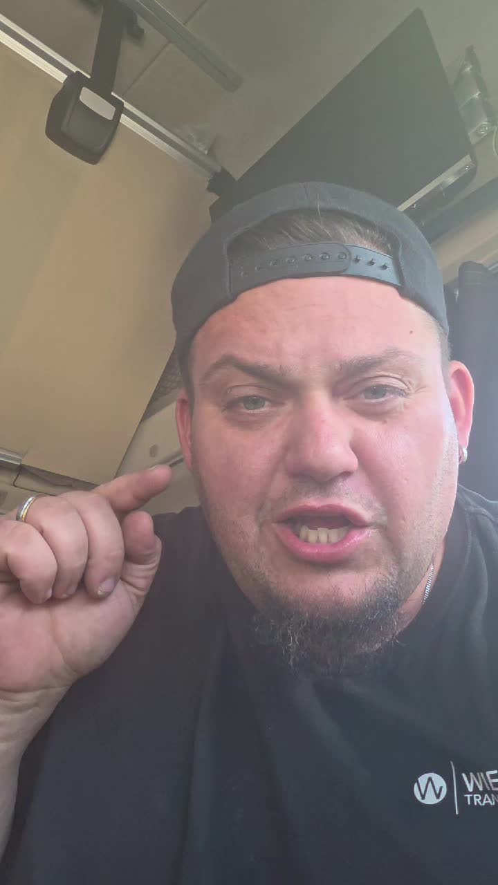 @Kev_in_official_