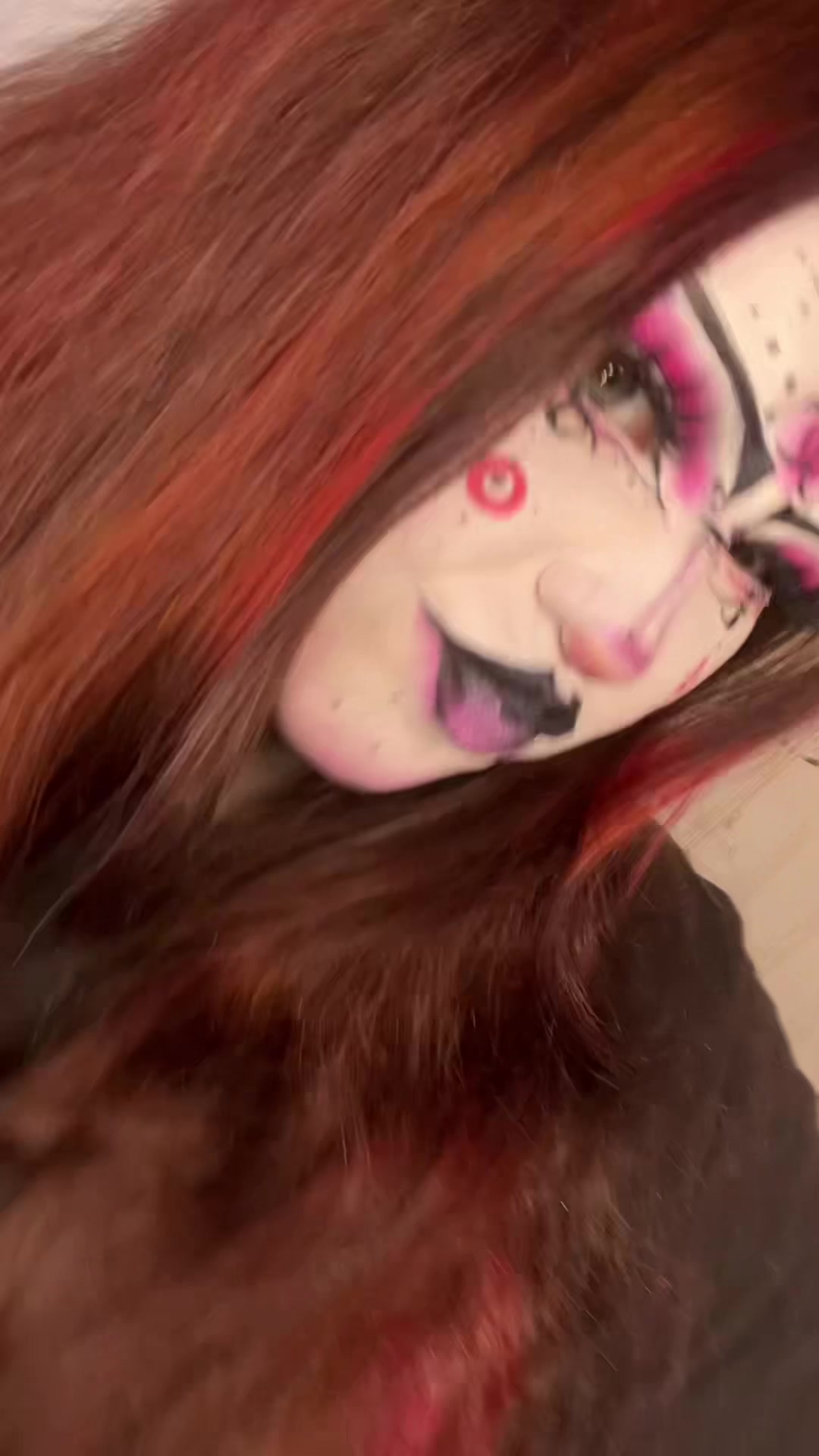 @Ellehalloween