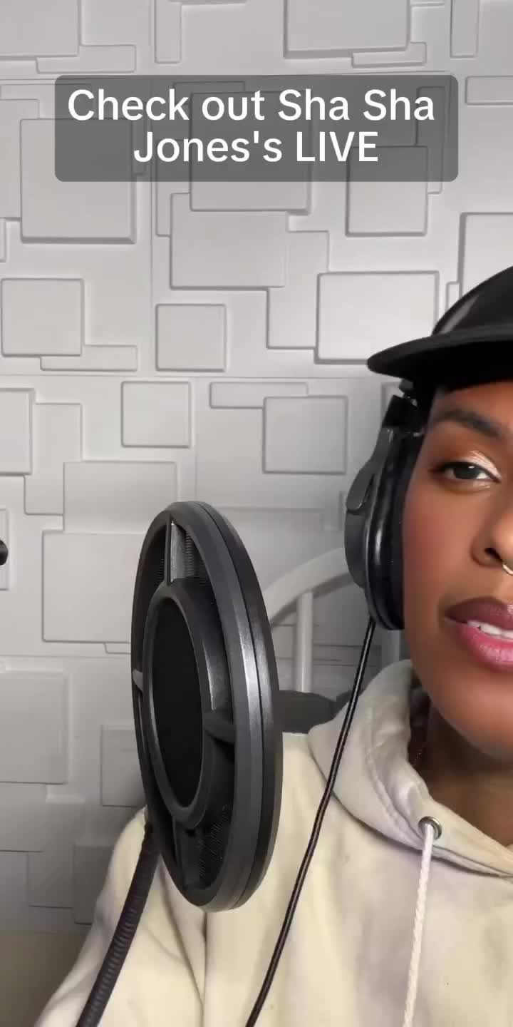 @Jazzy Lady