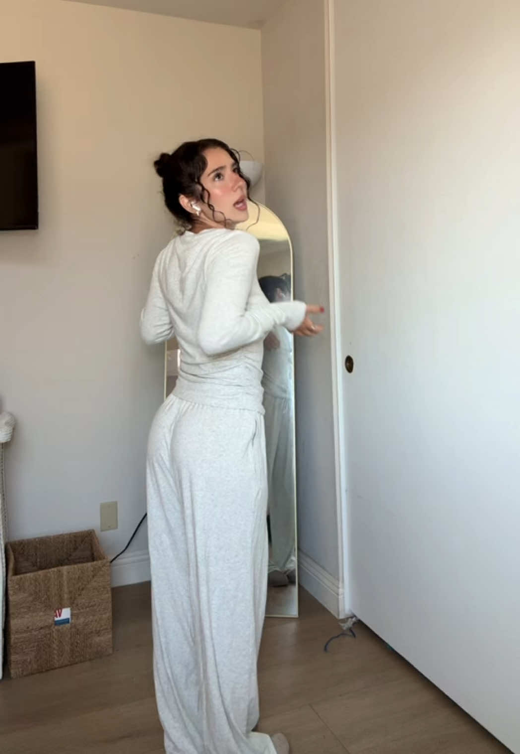 @Armita_nik