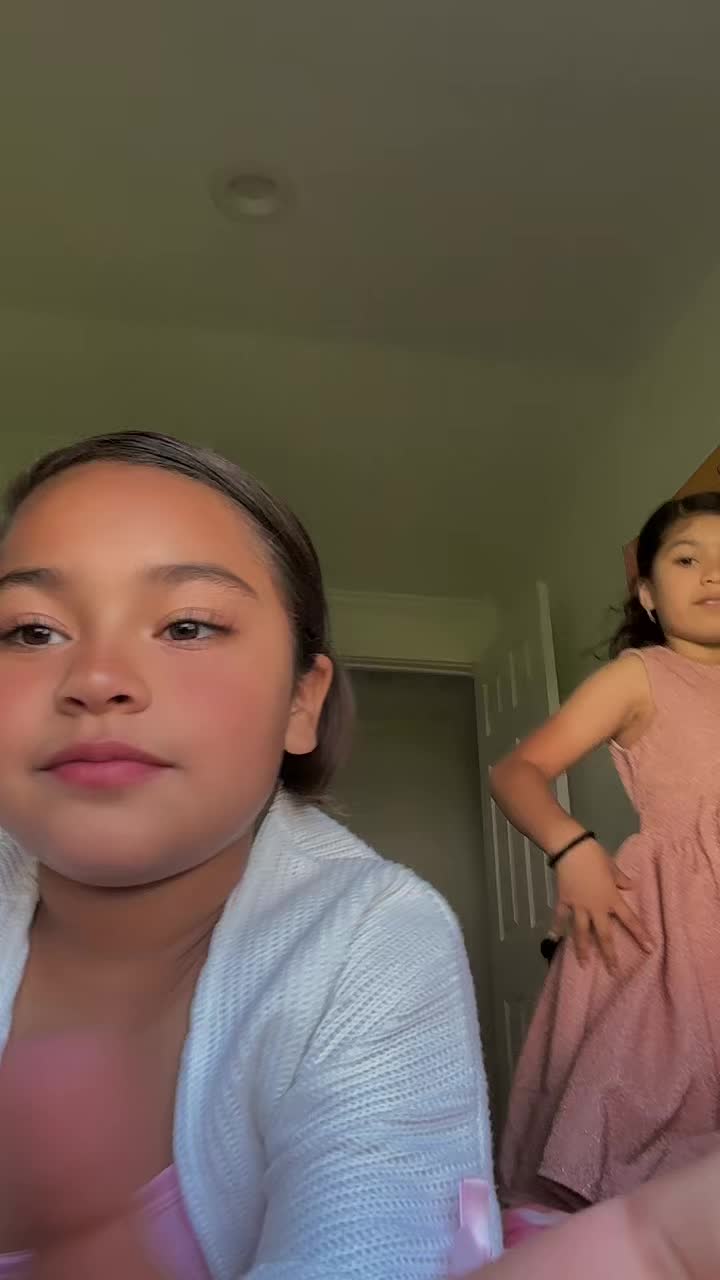 @Izabella Alas