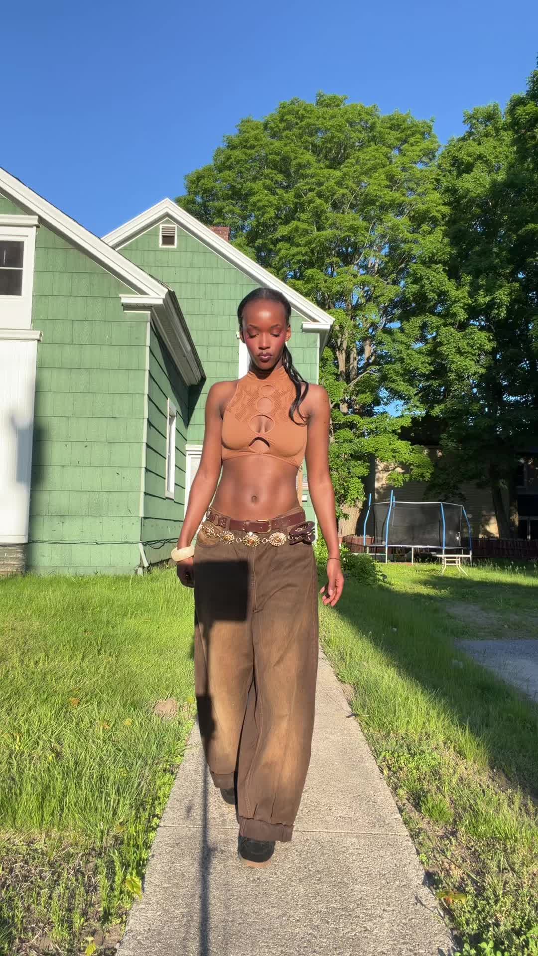 @afrellie