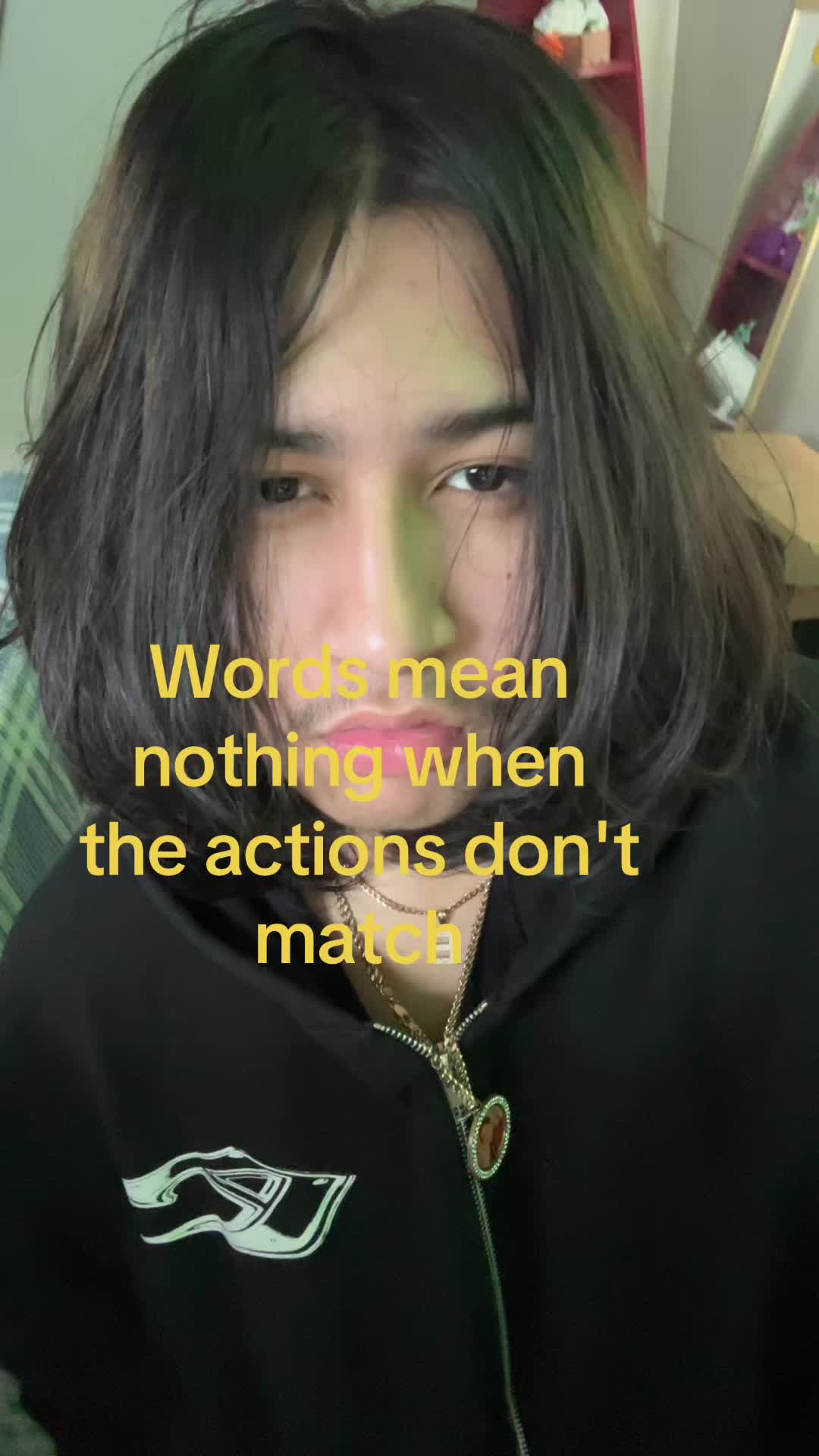 @⃟