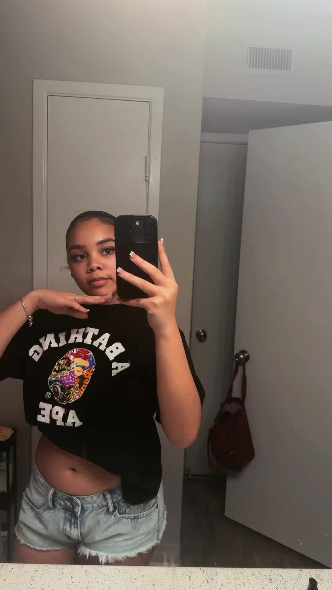 @sav 😘 .
