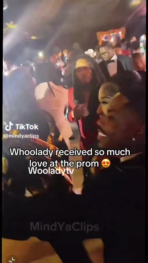 @wooladytv