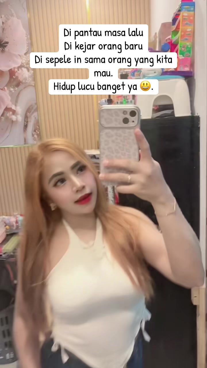 @👑Wanita Idamanmu👅