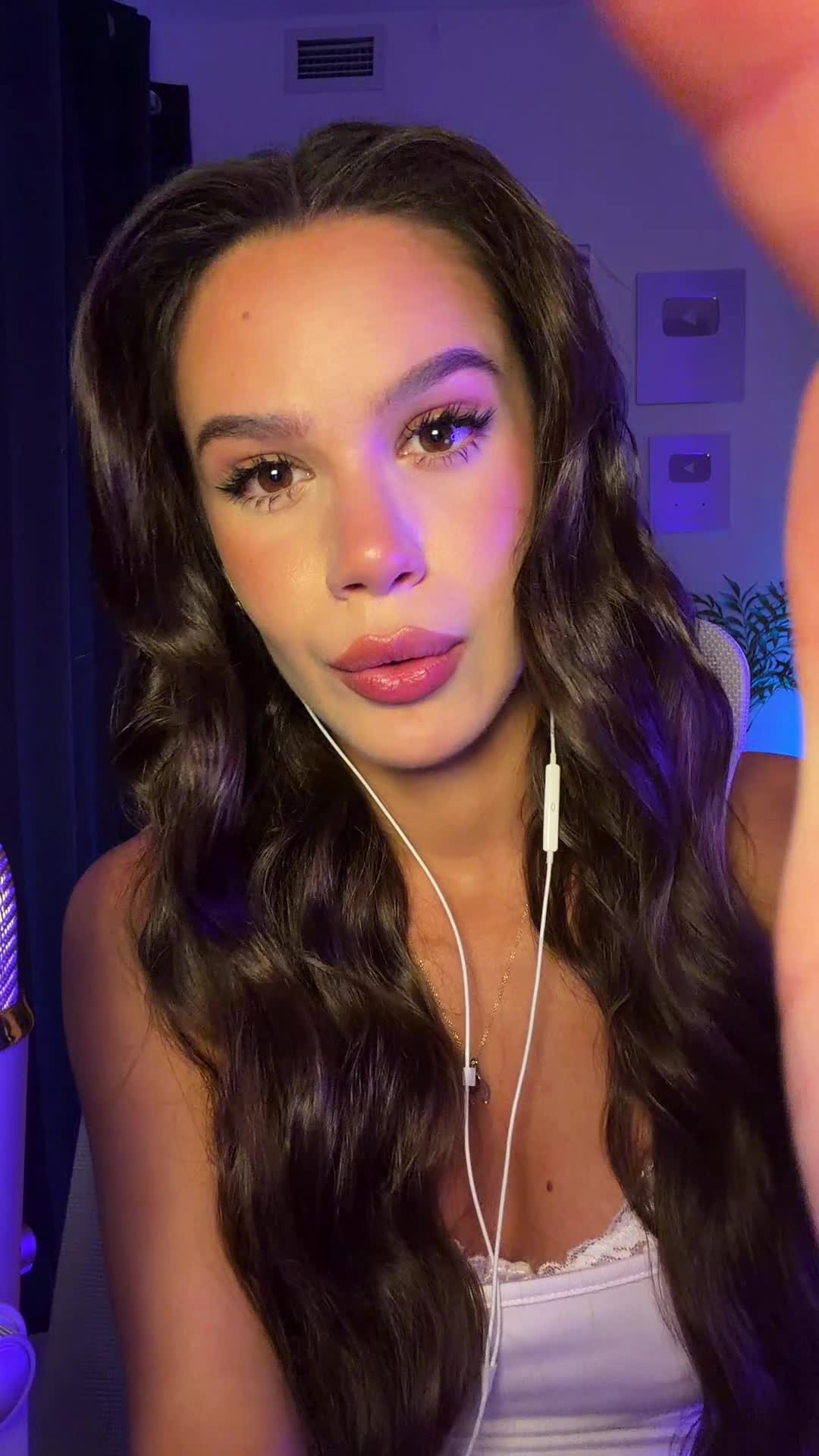 @Kaitlyn Fall Asmr 🥱💤
