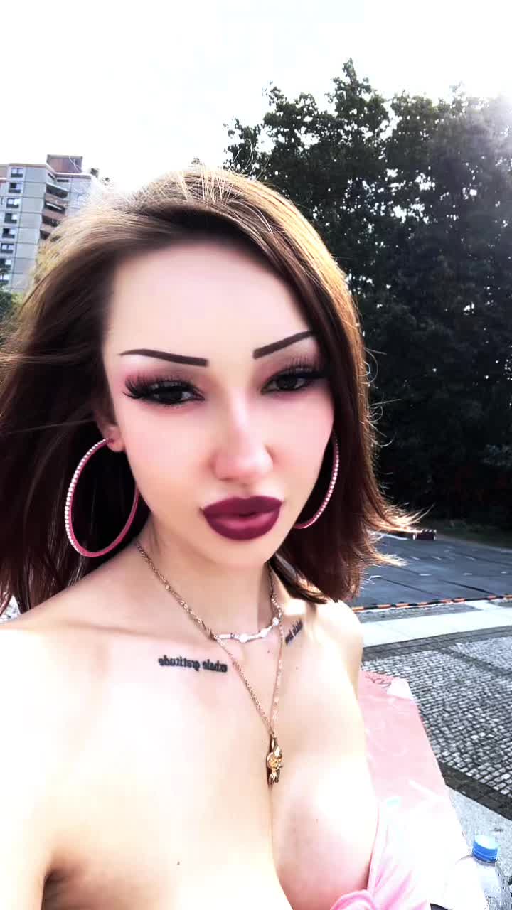 @lischadelicious