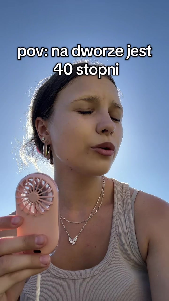 @𝓀𝒶𝓇𝑜𝓁𝒾𝓃𝒶 ⋆౨ৎ˚⟡˖ ࣪