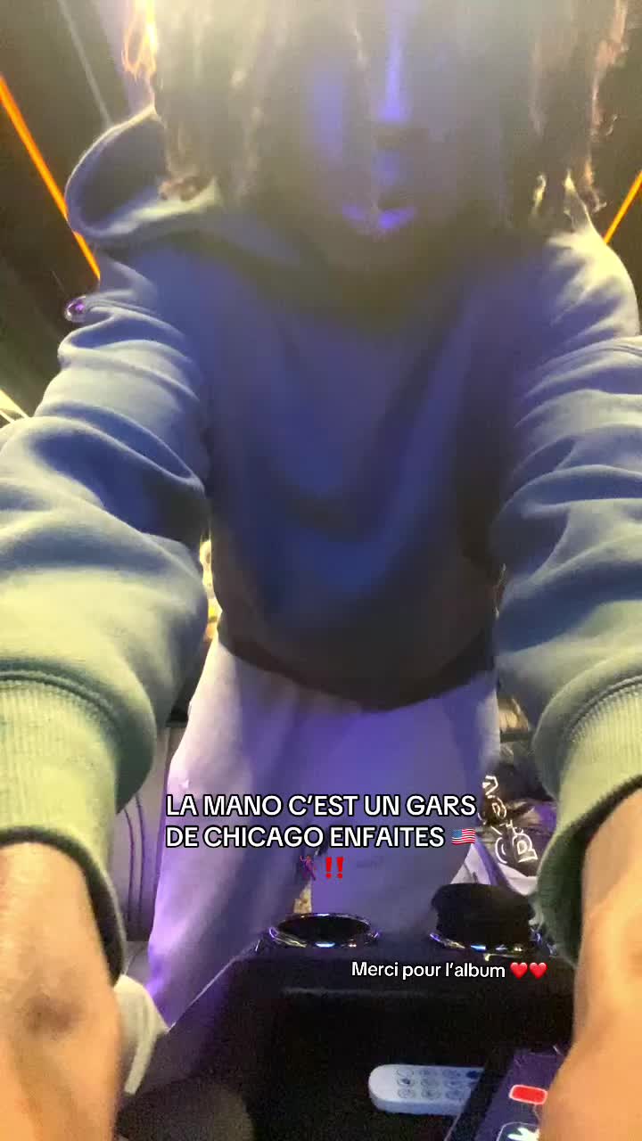 @Omoï 🐈⬛