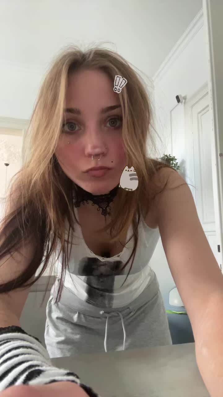 @𝓮𝓶𝓶𝓪 🎐💞