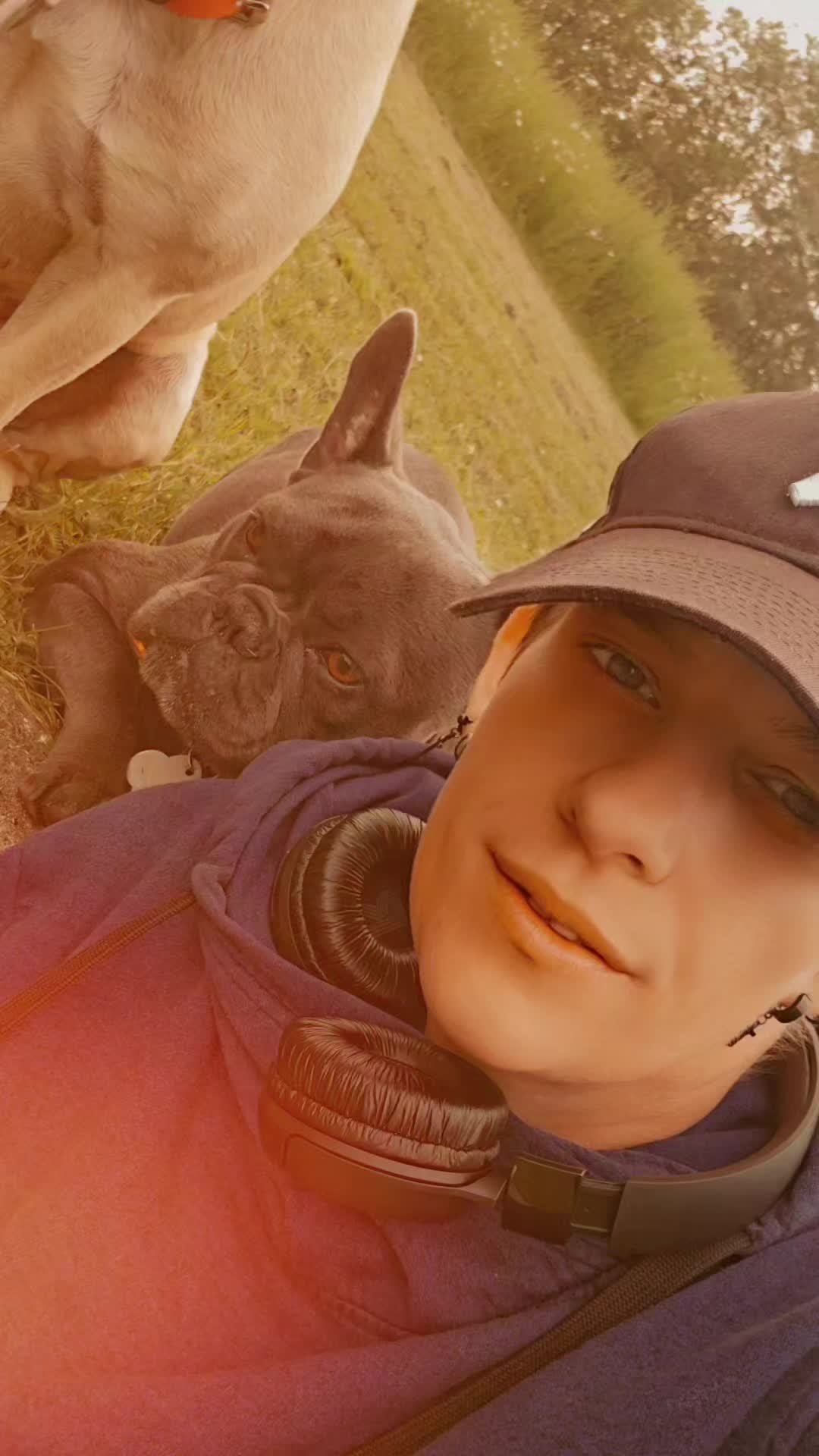 @Rehäuglein