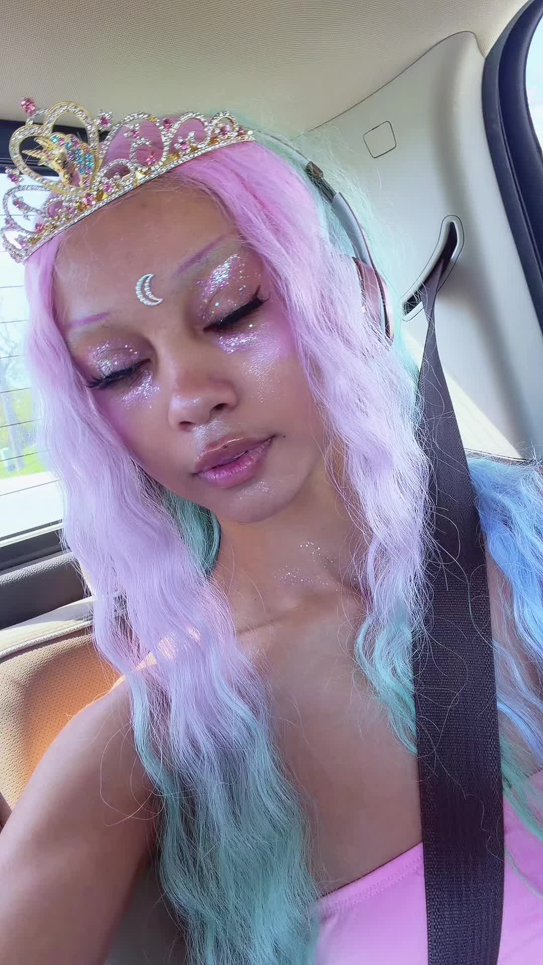 @𝘐𝘴𝘢𝘣𝘦𝘭𝘭𝘢 𝘔𝘰𝘰𝘯🌙