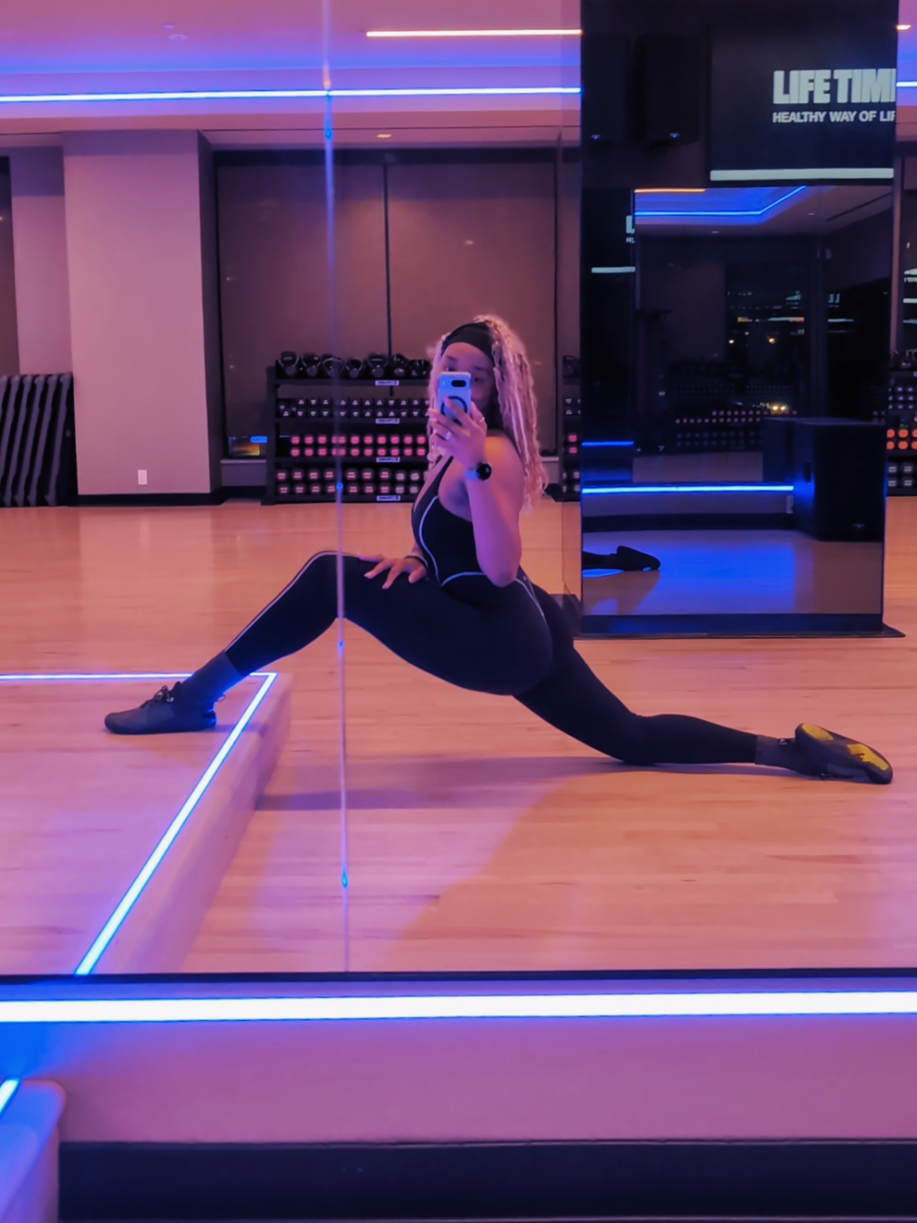 @BarreBabe