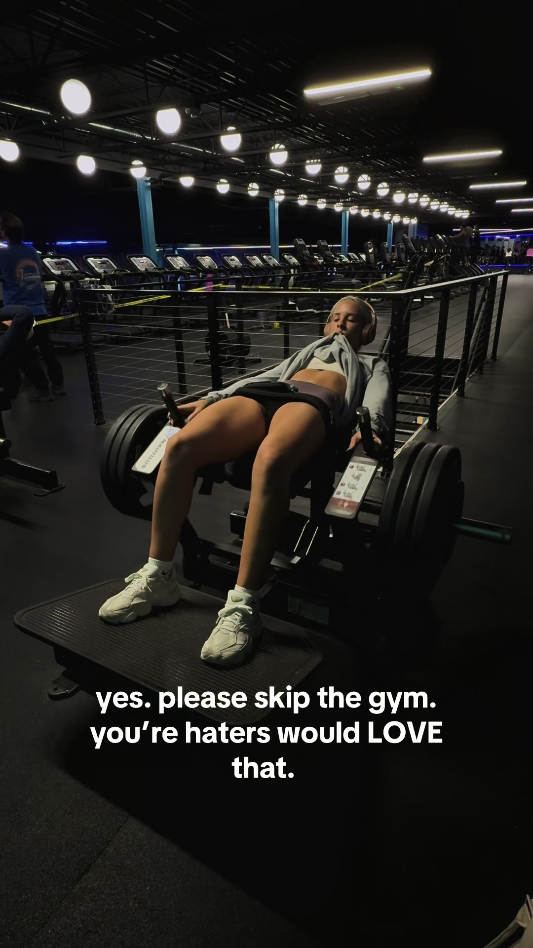 @LAUREN