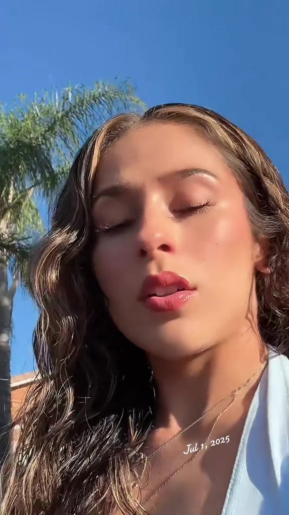 @Latina902
