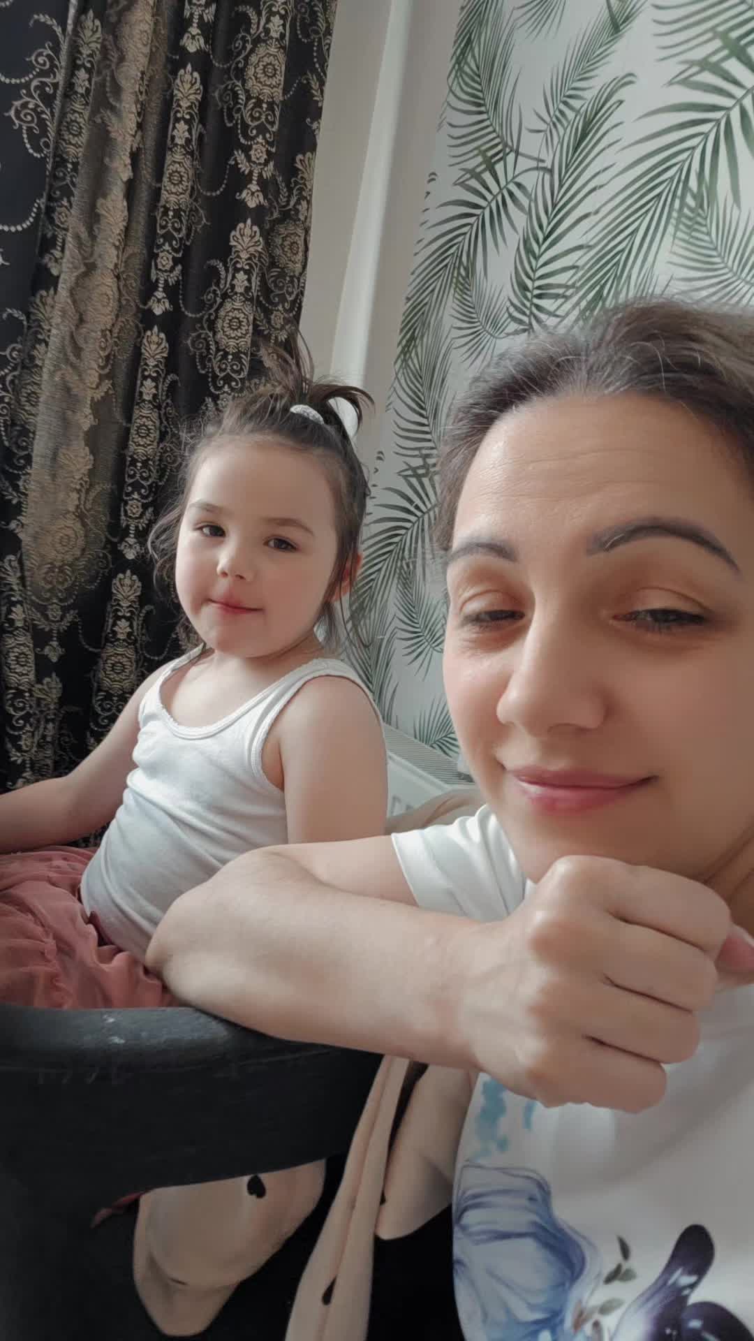 @Lorina V&icirc;lcu