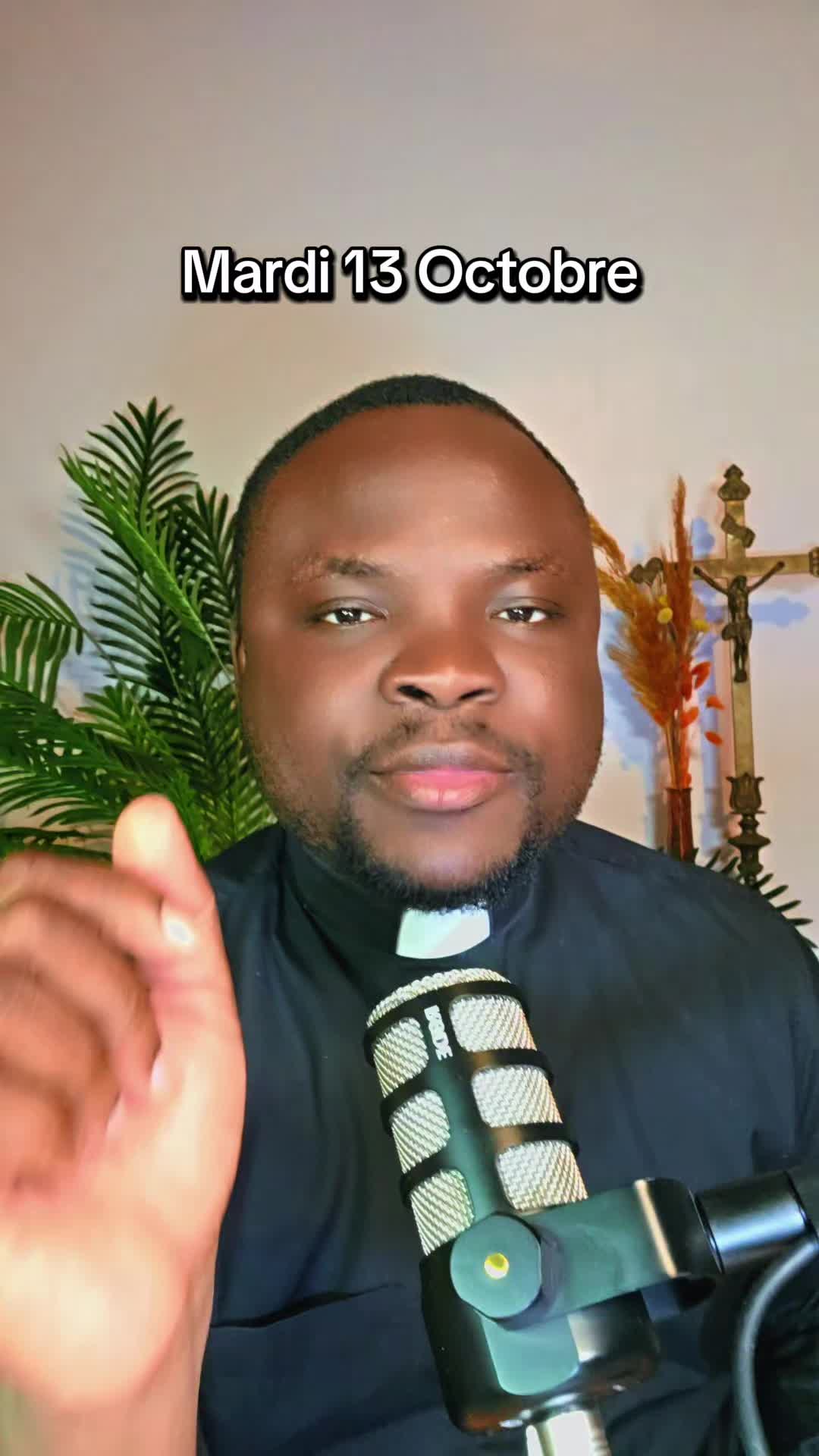 @Padre Précieux 🇨🇵🇻🇦