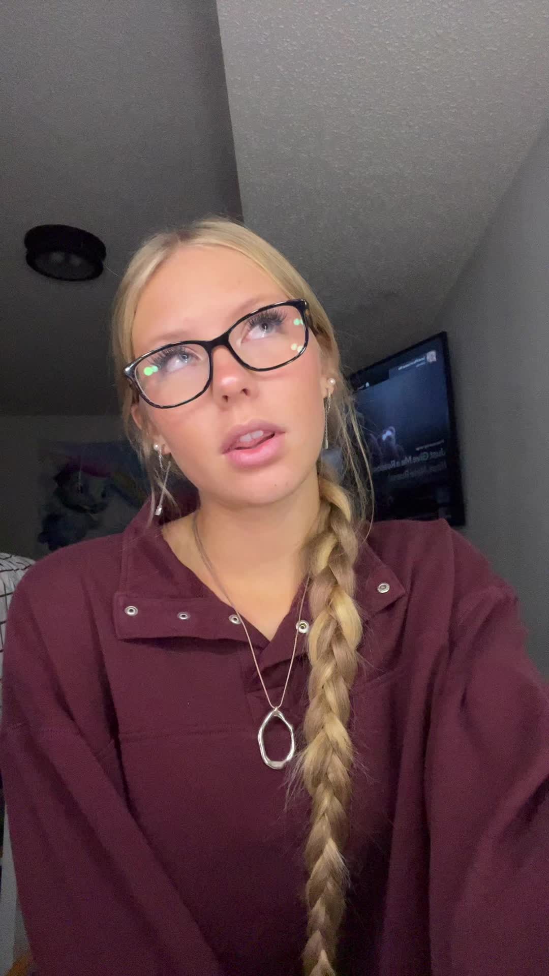 @️