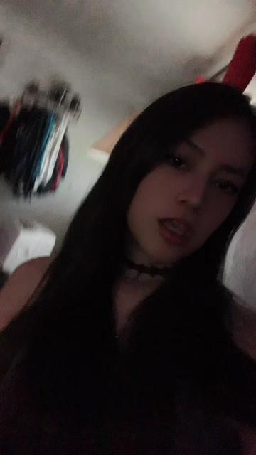 @꧁✧𝑄𝑢𝑒𝑒𝑛♕𝑊𝑜𝑙𝑓✧꧂