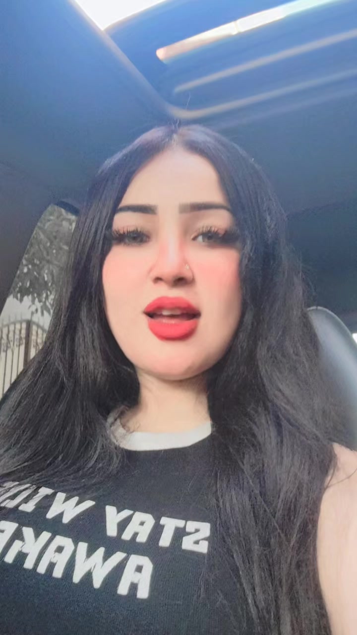 @الملكه نور
