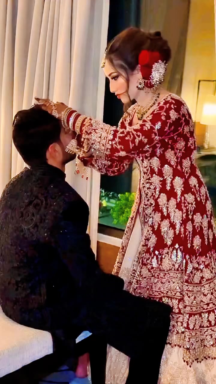 @Couple Video1