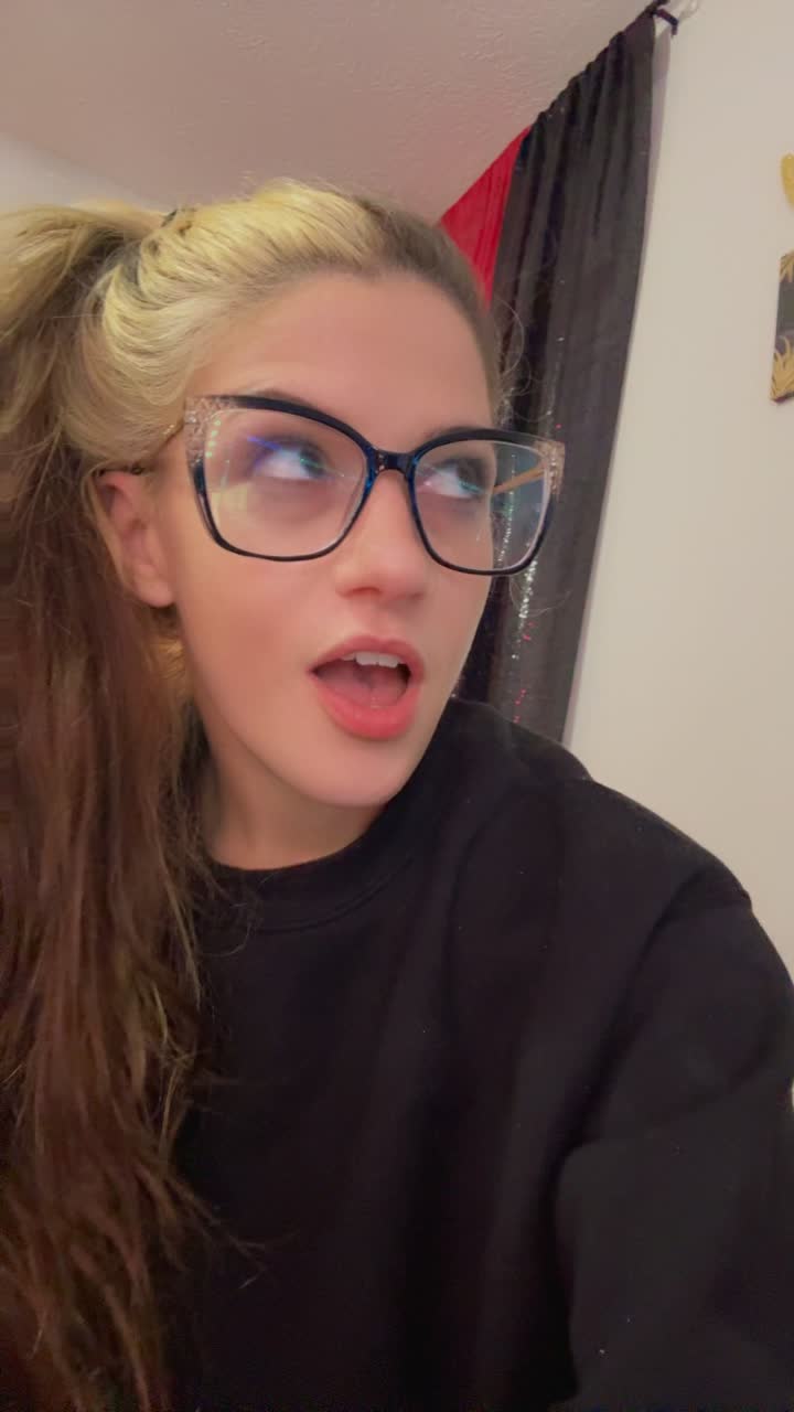 @Taren143_