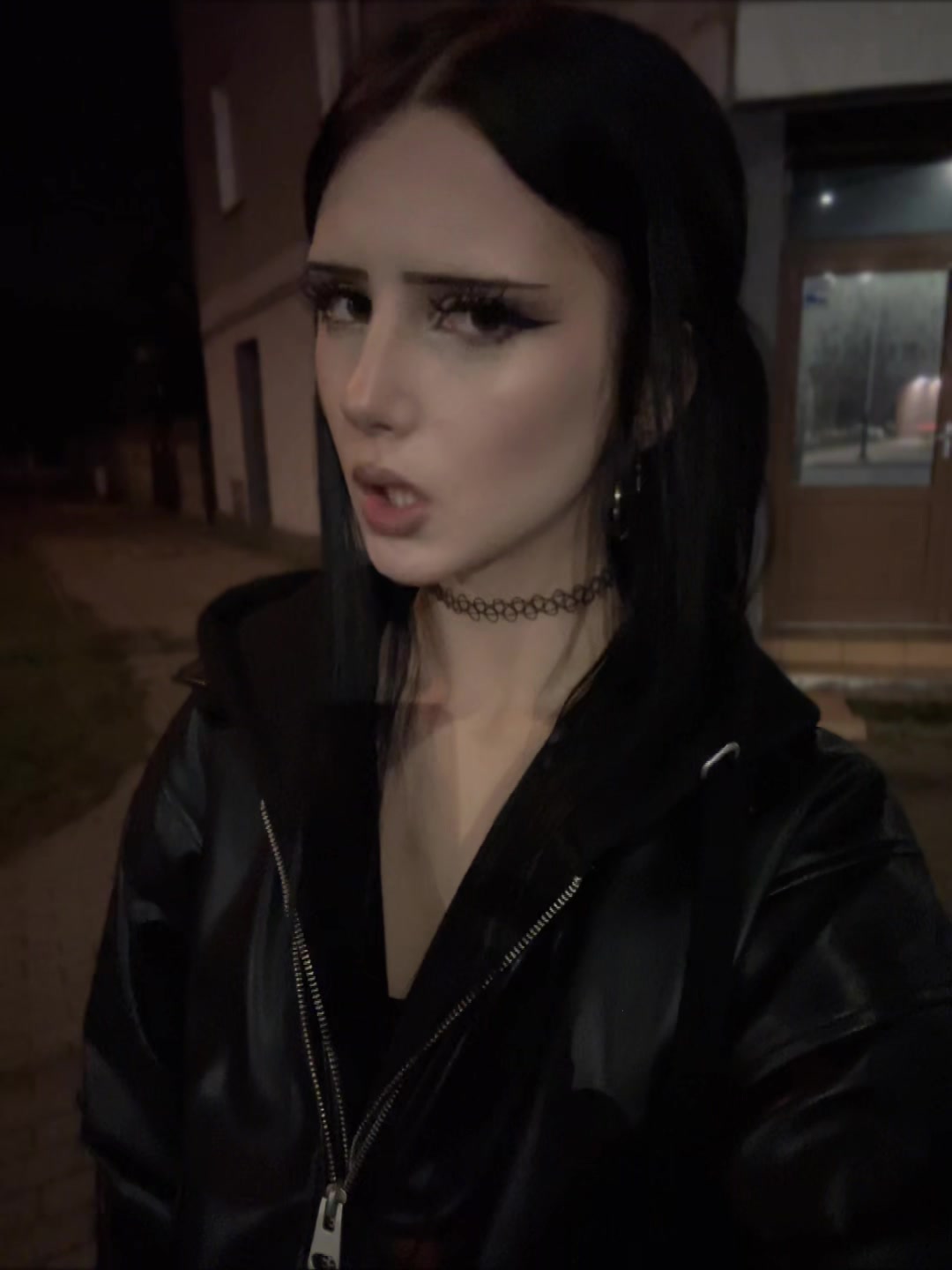 @амбасадор