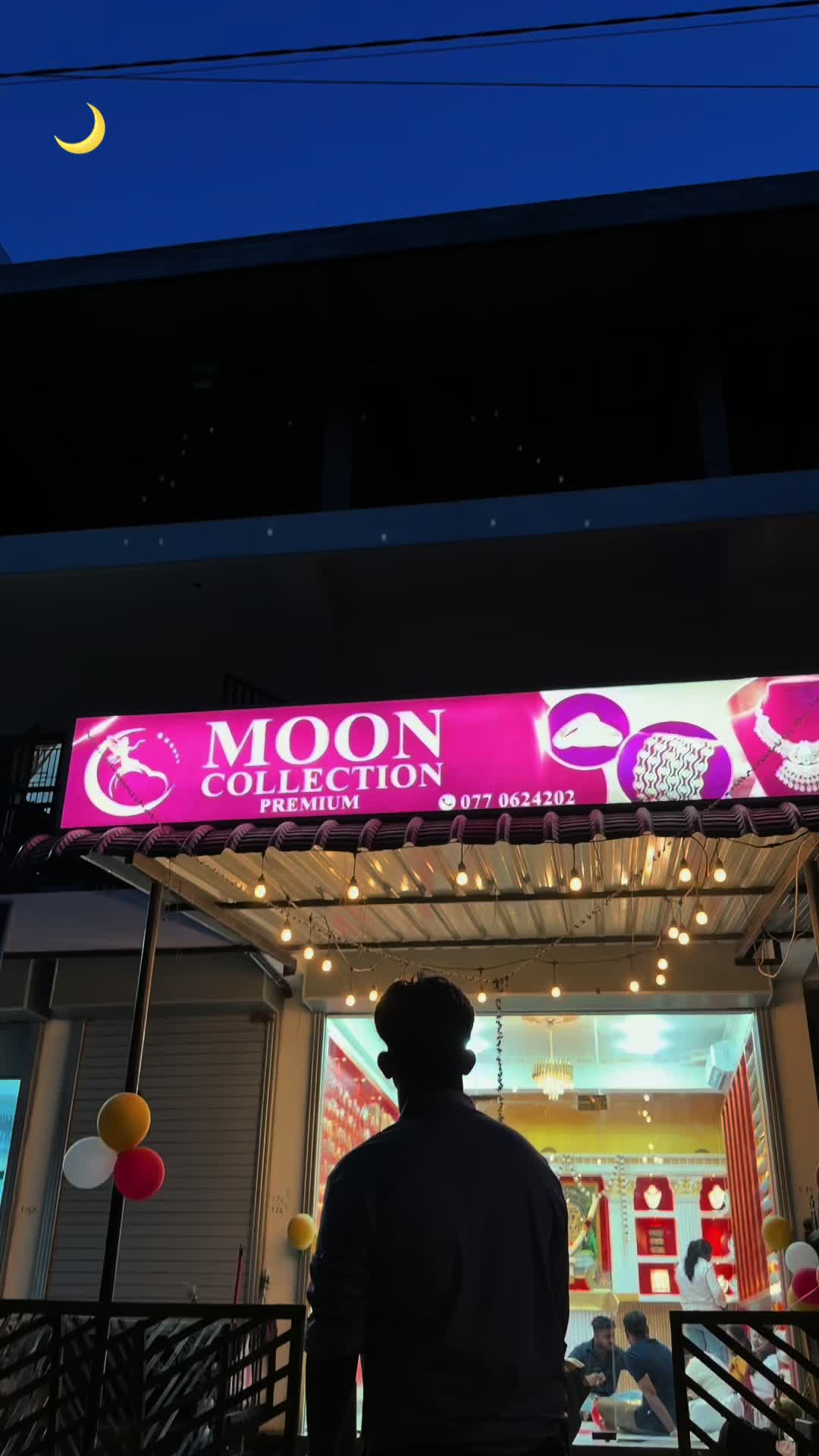 @Moon collection