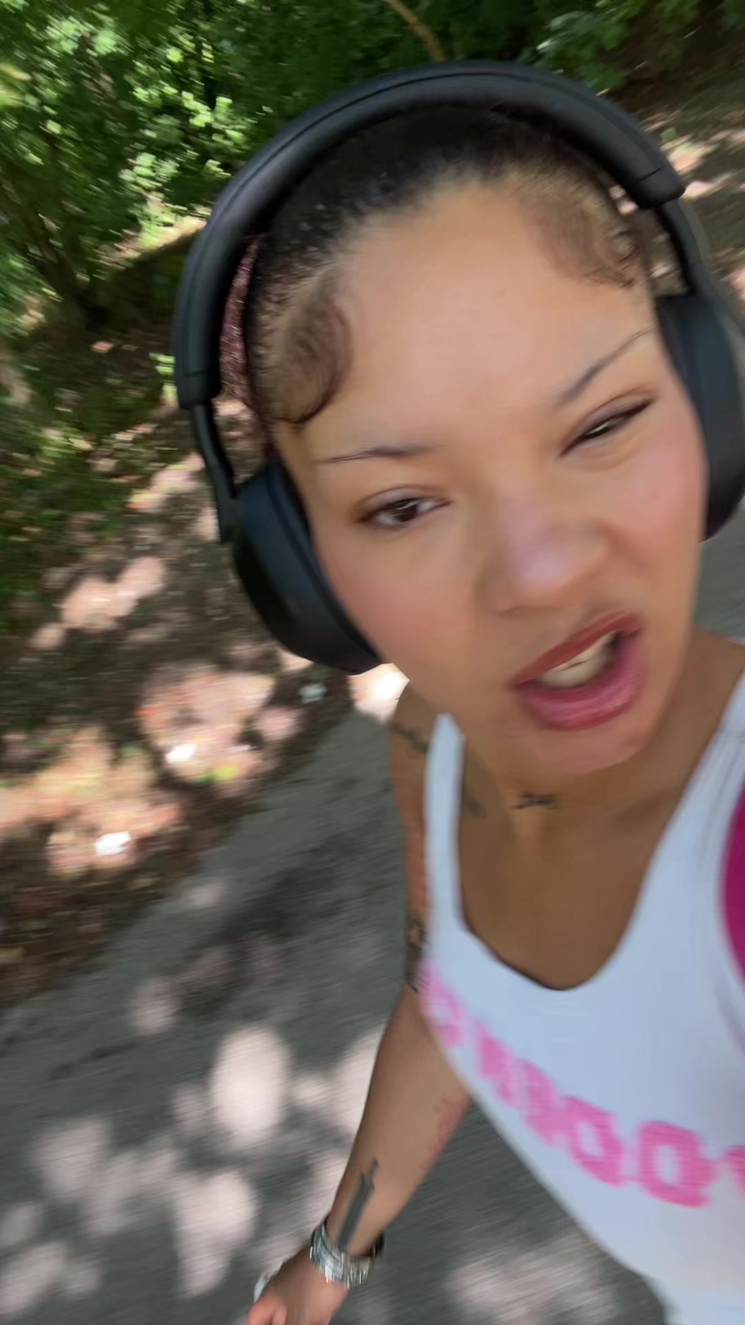 @urgirllovesmyswag
