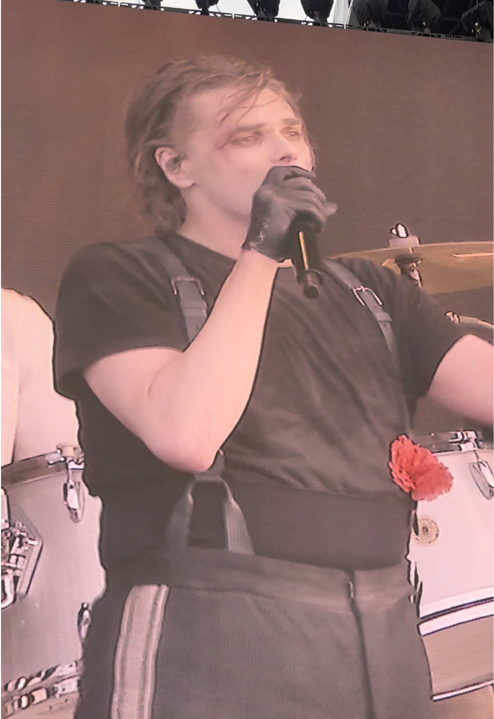 @𝑨𝒍𝒖𝒄𝒂𝒓𝒅🥀