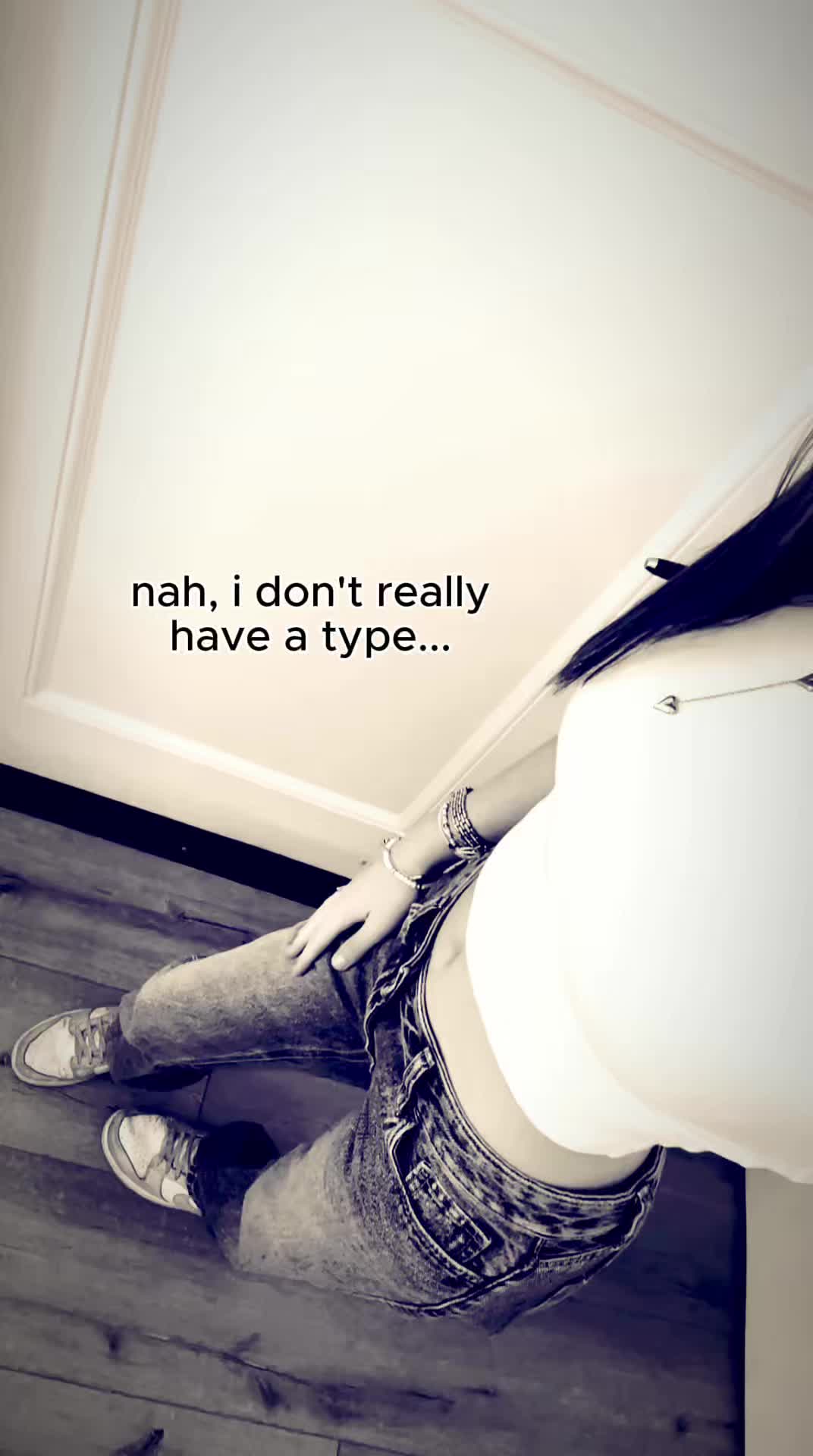 @𝒢