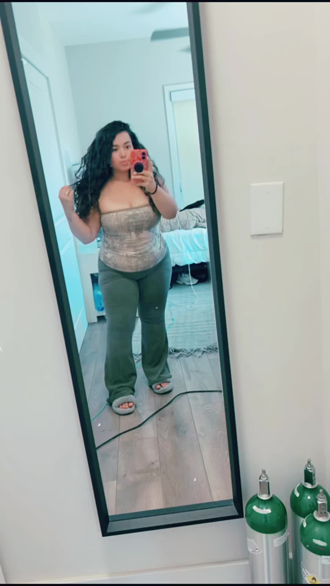 @AdriTheSpazz