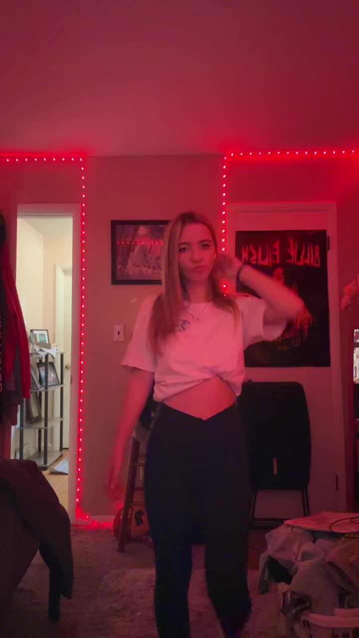@livy.poo.16