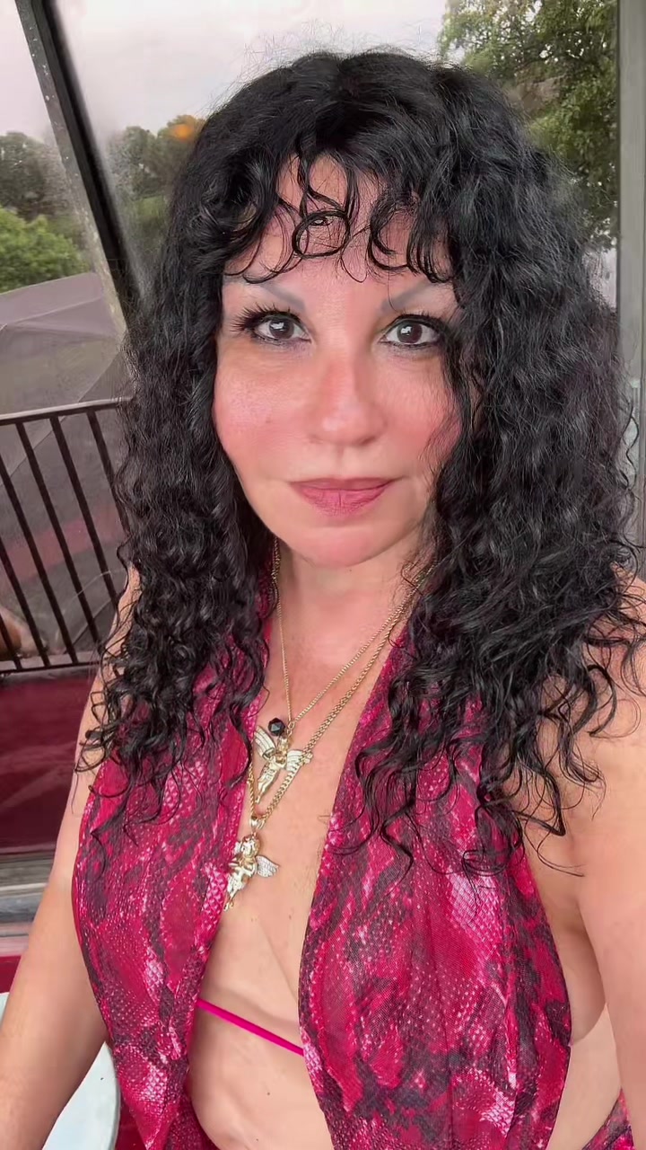 @😘🤡😘😎😎😎