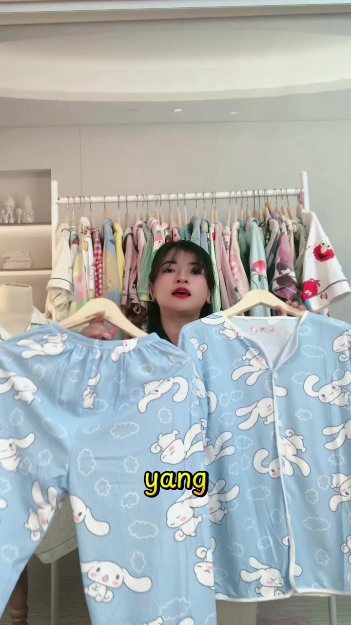 @La Survie Sleepwear