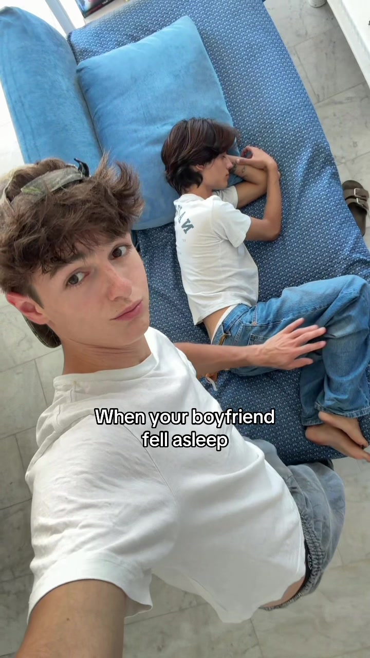 @boysonvacation