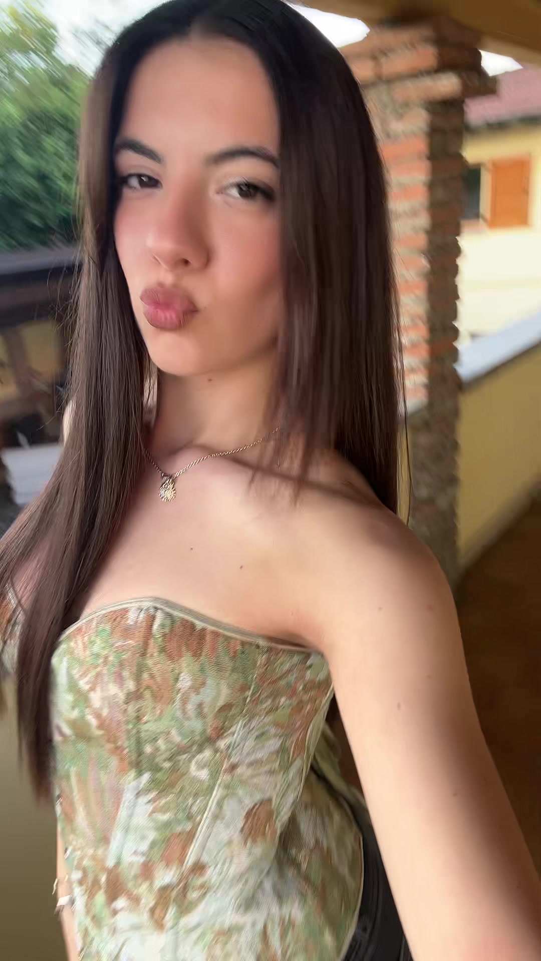 @Gio